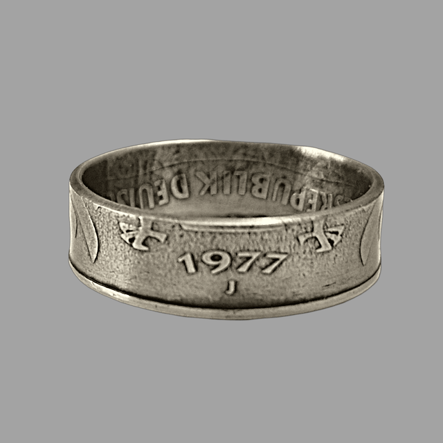 German Five Mark 1977 Coin Ring      
